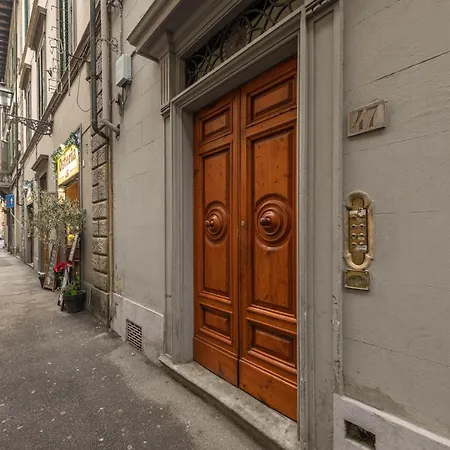 Apartment A Few Steps From The Duomo *